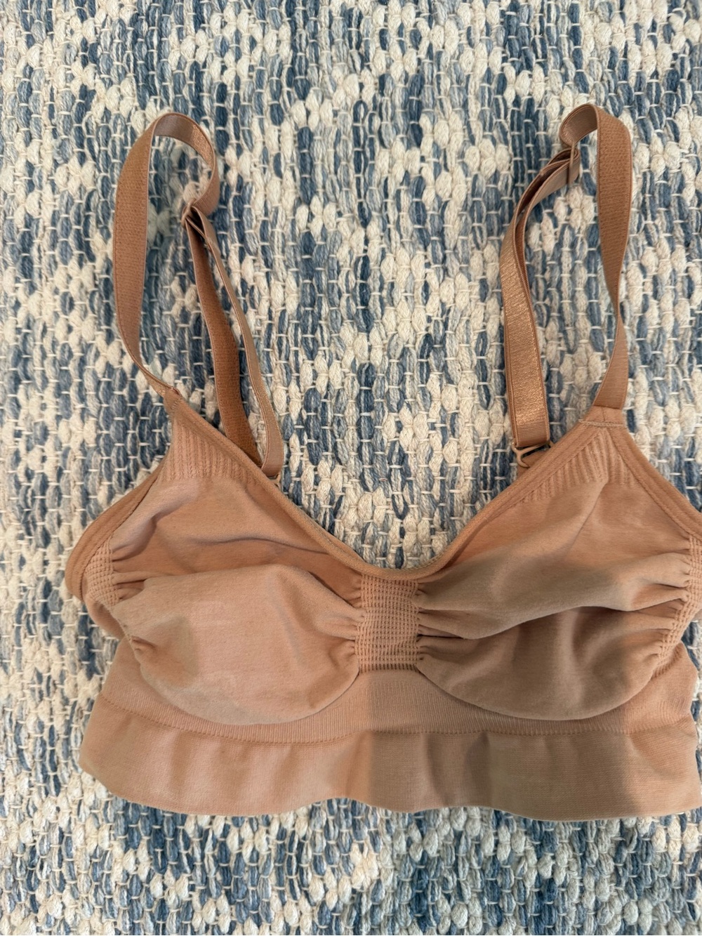 Skims seamless sculpt Bralette in Nude